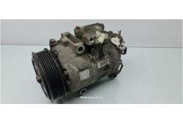 Компресор кондиціонера Skoda Fabia 6Q0820803J VAG (6Q0820803J)