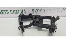 Кронштейн двигунів пічки Skoda Fabia New 6Q0820892B VAG (6Q0820892B)
