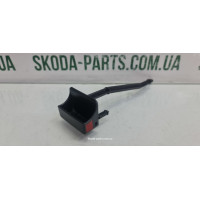 Ручка відкидання заднього сидіння Skoda Fabia 6Q0885644 вживана VAG (6Q0885644)