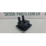 Накладка фіксатора сидіння заднього Skoda Fabia 6Q0885785 вживана VAG (6Q0885785)