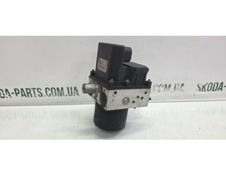 Блок АБС ABS Skoda Fabia 6Q0907379C VAG (6Q0907379C)