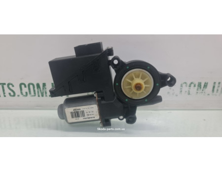 Двигун склопідіймача задній лівий Skoda Fabia 6Q0959811A VAG (6Q0959811A)