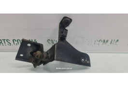Кронштейн кріплення блоку АБС ABS Skoda Fabia 6Q1614235C VAG (6Q1614235C)