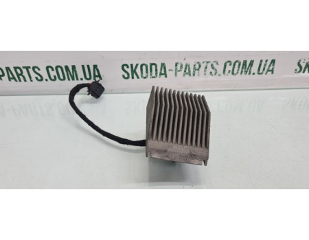 Резистор пічки, обігрівача салону Skoda Fabia New 6Q1907521B вживаний VAG (6Q1907521B)