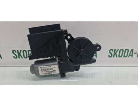 Двигун склопідіймача передній лівий Skoda Fabia 6Q1959801A VAG (6Q1959801A)