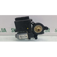 Блок управління склопідіймачем передній правий дорестайл Skoda Fabia 6Q2959802  вживаний VAG (6Q2959802)