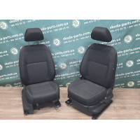 Сидіння передні Skoda Fabia VAG (6Q4881105CK)