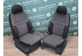 Сидіння передні комплект Skoda Fabia VAG (6Q4881105CKS)