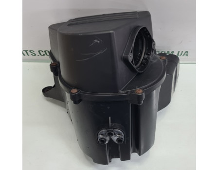 Корпус повітряного фільтра VAG (6R0129601)