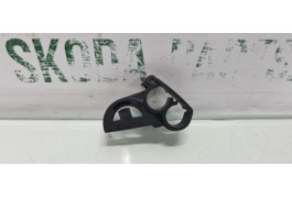 Кронштейн паливних трубок Skoda Fabia New 1.2TDI 6R0133687D VAG (6R0133687D)