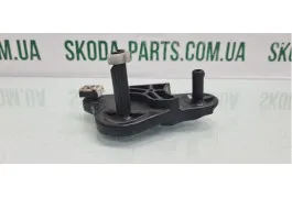 Важіль перемикання передач Skoda Fabia New 6R0711202 VAG (6R0711202)