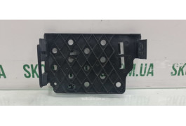 Кронштейн блока керування двигуном Skoda  Fabia New 6R0906507C VAG (6R0906507C)