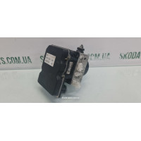 Блок управління АБС ABS Skoda Roomster 6R0907379AF VAG (6R0907379AF)