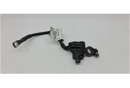 Клема АКБ Skoda Fabia VAG (6R0915181B)