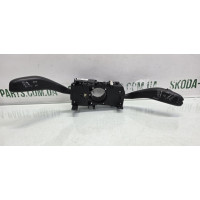 Підкермовий перемикач гітара Skoda Fabia New 2010-2014р VAG (6R0953521A)