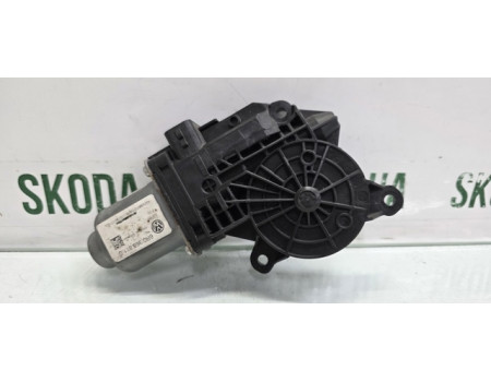 Двигун склопідіймача задній лівий Skoda Fabia New 6R0959811D VAG (6R0959811D)