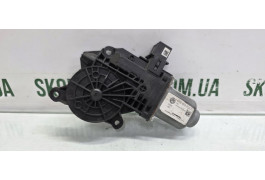 Двигун склопідіймача задній правий Skoda Fabia New рестайл VAG (6R0959812D)