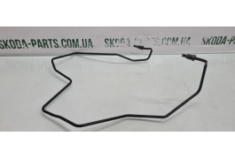 Гальмівна трубка передня права Skoda Fabia II New 6R1614724 VAG (6R1614724)