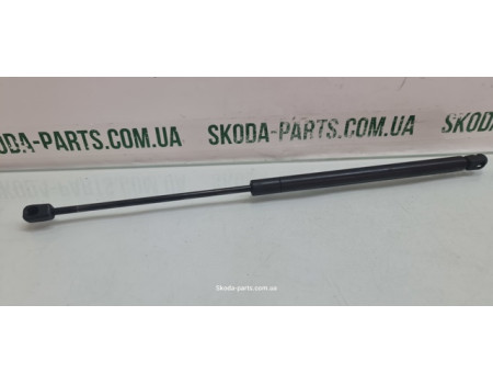 Амортизатор кришки багажника Skoda Felicia 6U0827551 VAG (6U0827551)