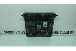 Блок запобіжників Skoda Felicia 6U0937031 VAG (6U0937031)