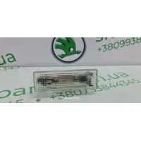 Плафон підсвітки багажника комбі Skoda Octavia Tour 6U0947101 VAG (6U0947101)