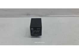 Реле двірників Skoda Felicia 6U0955532D VAG (6U0955532D)