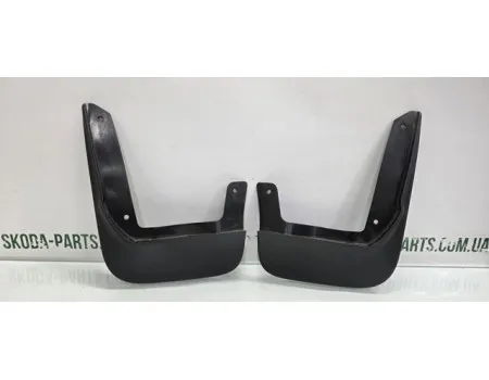 Бризковики передні комплект Skoda Fabia 3 VAG (6V0075111)