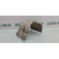 Термо захист піввісі Skoda Octavia A5 6X0407721B вживаний VAG (6X0407721B)
