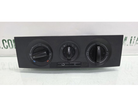 Блок управління пічкою та кондиціонером Skoda Fabia 2000-2007р VAG (6Y0820045C)