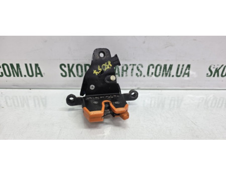 Замок кришки багажника хетчбек Skoda Fabia 6Y0827501C VAG (6Y0827501C)