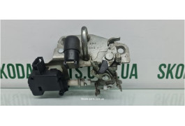 Петля замка багажника Skoda Fabia 6Y0827511G VAG (6Y0827511G)