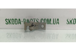 Завіса петля дверей передня права верхня Skoda Fabia 2000-2007р VAG (6Y0831412)