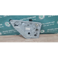 Склопідіймач задній лівий механічний Skoda Fabia mk1 VAG (6Y0839751B)