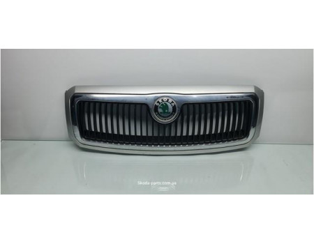 Решітка радіатора Skoda Fabia 6Y08536681 VAG (6Y08536681)