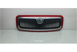 Решітка радіатора Skoda Fabia 6Y0853668BB VAG (6Y0853668BB)