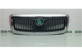 Решітка радіатора Skoda Fabia 2005-2007р рестайл колір сірий 9102 6Y0853668BDA VAG (6Y0853668BDA)