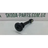 Направляюча підголовника задня Skoda Fabia 6Y0886920A вживана VAG (6Y0886920A)