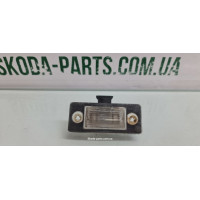 Ліхтар підсвітки заднього номера Skoda Fabia 6Y0943021B VAG (6Y0943021B)