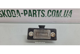 Ліхтар підсвітки заднього номера Skoda Fabia 6Y0943021B VAG (6Y0943021B)
