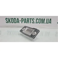 Плафон підсвітки номерного знаку Skoda Fabia New 6Y0943021E VAG (6Y0943021E)