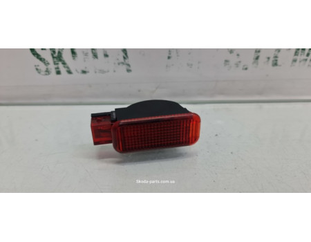 Плафон підсвітки дверей Skoda Fabia 6Y0947411 VAG (6Y0947411)