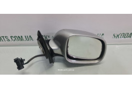 Дзеркало праве електричне рестайл Skoda Fabia 6Y1857502R2 VAG (6Y1857502R2)