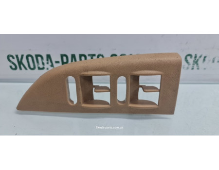 Накладка ручки дверей передня ліва Skoda Fabia 6Y1867227C VAG (6Y1867227C)