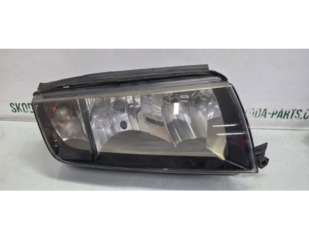 Фара права Skoda Fabia 6Y1941016P VAG (6Y1941016P)