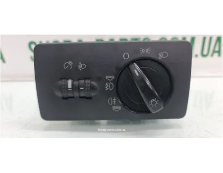 Перемикач світла Skoda Fabia 6Y1941531N 6Y0919094E вживаний VAG (6Y1941531N) Перемикач світла Skoda Fabia 6Y1941531N 6Y0919094E вживаний VAG (6Y1941531N)