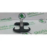 Гак ручка фіксатор багажу Skoda Octavia A5 6Y5867615B VAG (6Y5867615B)