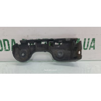Кронштейн заднього бампера правий хетчбек Skoda Fabia 6Y6807394B вживаний VAG (6Y6807394B)