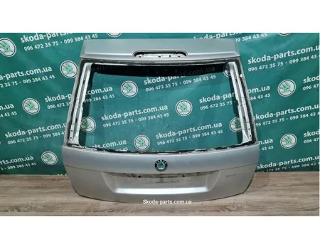Кришка багажника Skoda Fabia 6Y9827159J VAG (6Y9827159J)