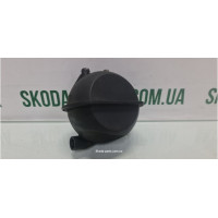 Бачок вакуумної системи двигуна Skoda Octavia A5 7M0129808 VAG (7M0129808)