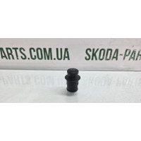 Заглушка розетки 12в Skoda Fabia II New 7M3919311 VAG (7M3919311)